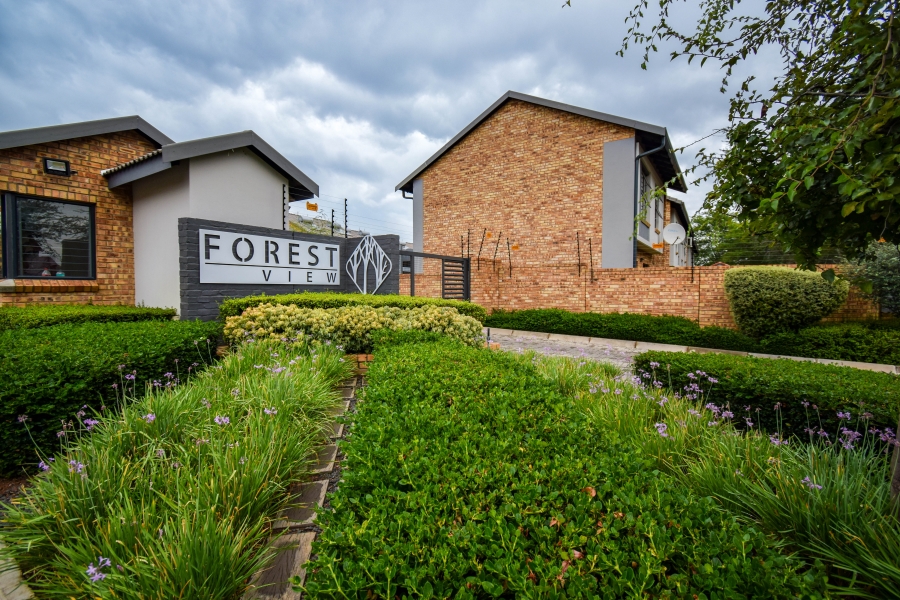 2 Bedroom Property for Sale in Theresa Park Gauteng