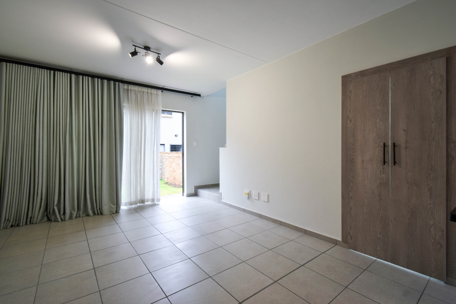 2 Bedroom Property for Sale in Theresa Park Gauteng