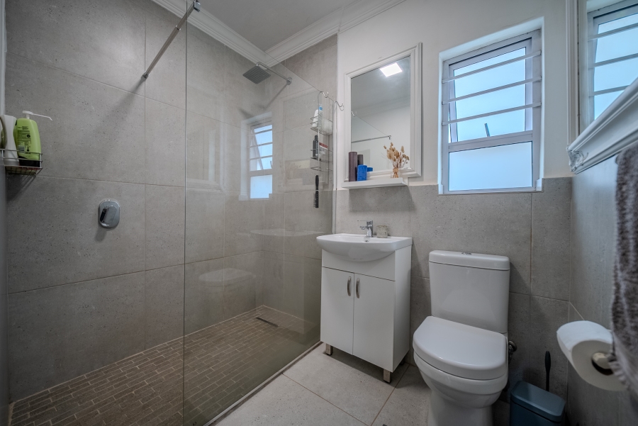 3 Bedroom Property for Sale in Garsfontein Gauteng