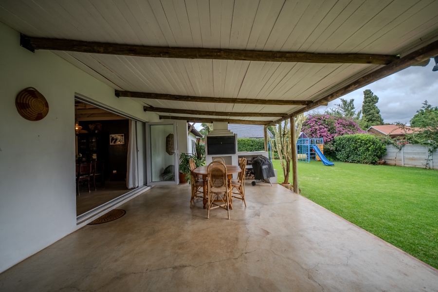 3 Bedroom Property for Sale in Garsfontein Gauteng