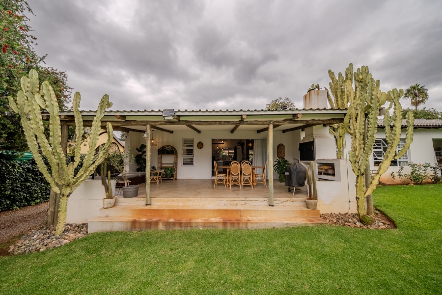 3 Bedroom Property for Sale in Garsfontein Gauteng