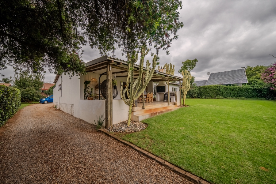 3 Bedroom Property for Sale in Garsfontein Gauteng