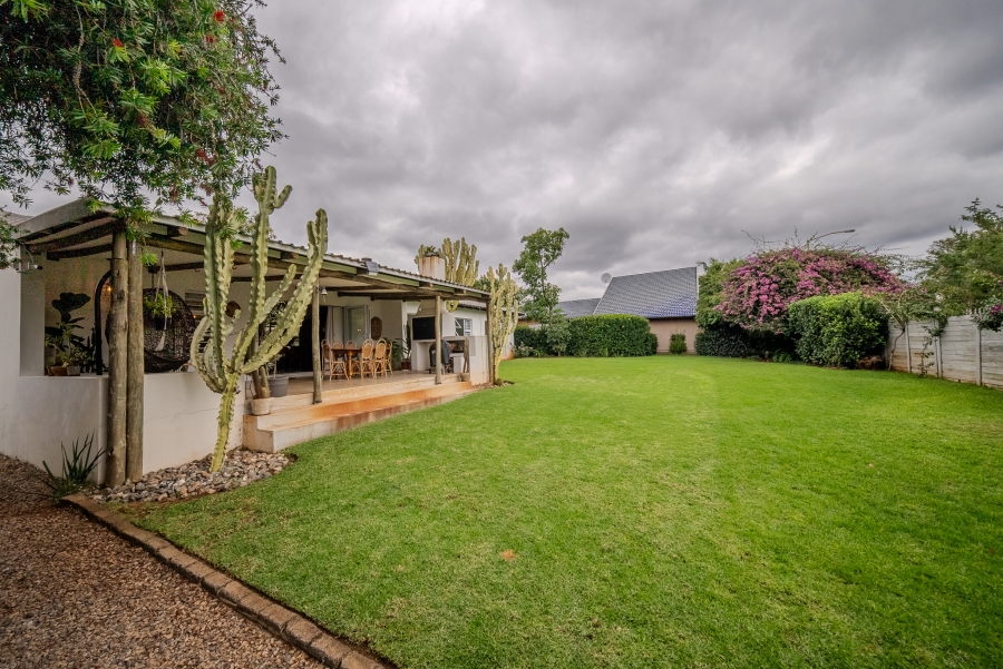 3 Bedroom Property for Sale in Garsfontein Gauteng