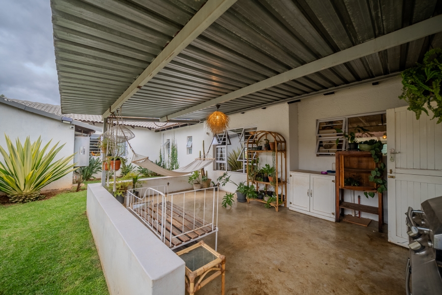 3 Bedroom Property for Sale in Garsfontein Gauteng