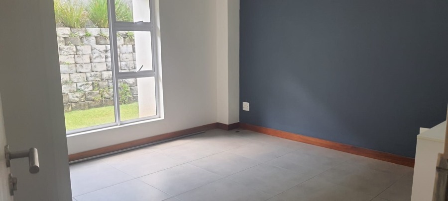 To Let 2 Bedroom Property for Rent in Bryanston Gauteng