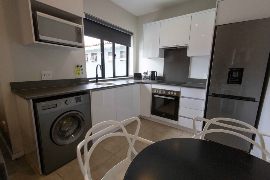 To Let 1 Bedroom Property for Rent in Greenside Gauteng