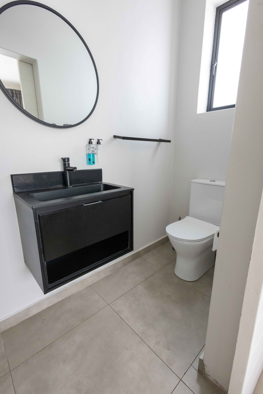 To Let 1 Bedroom Property for Rent in Greenside Gauteng