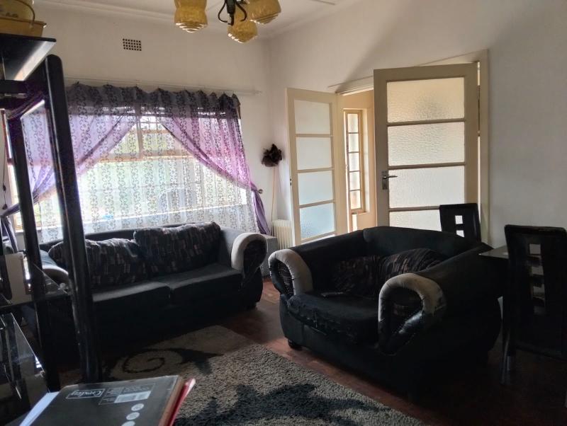 3 Bedroom Property for Sale in Linmeyer Gauteng