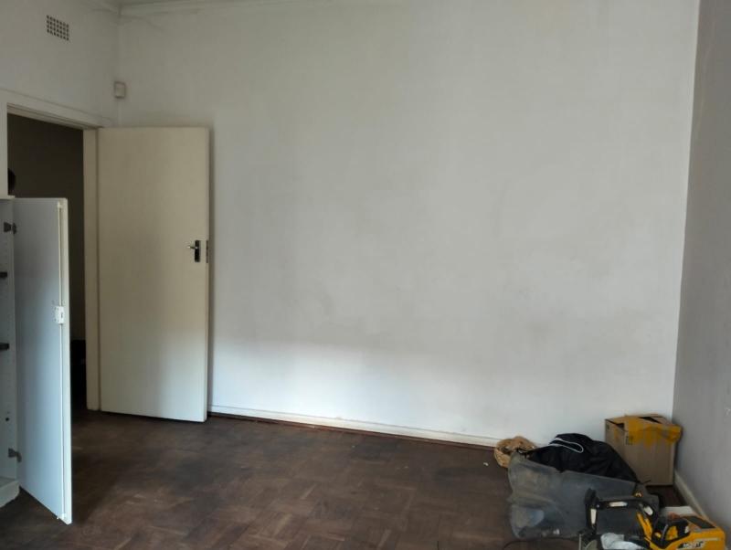 3 Bedroom Property for Sale in Linmeyer Gauteng