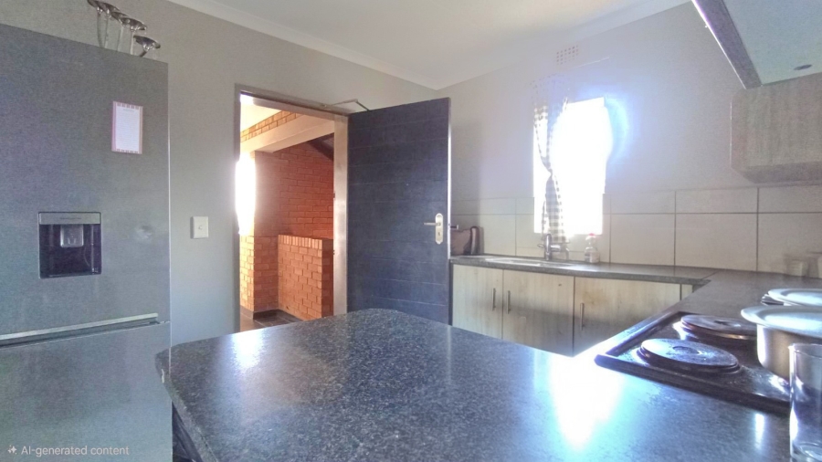 2 Bedroom Property for Sale in Heuweloord Gauteng