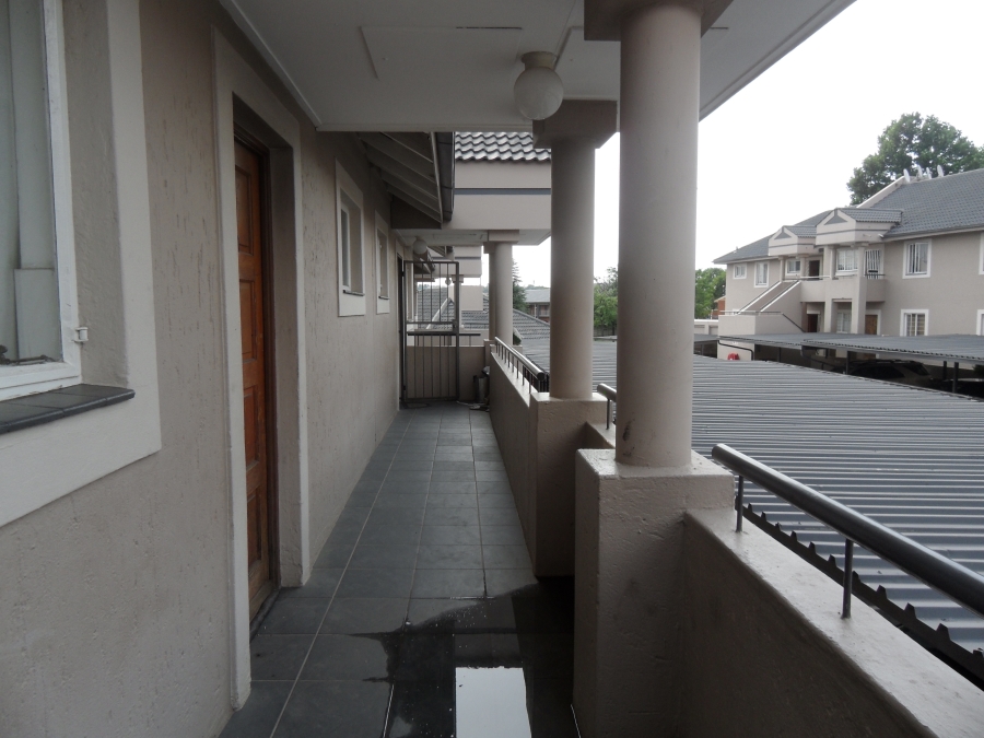 1 Bedroom Property for Sale in Rembrandt Park Gauteng
