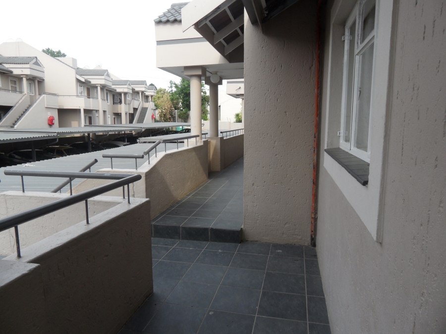 1 Bedroom Property for Sale in Rembrandt Park Gauteng