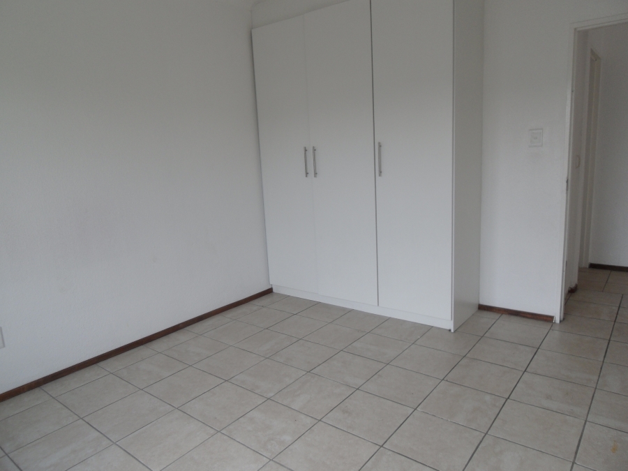 1 Bedroom Property for Sale in Rembrandt Park Gauteng