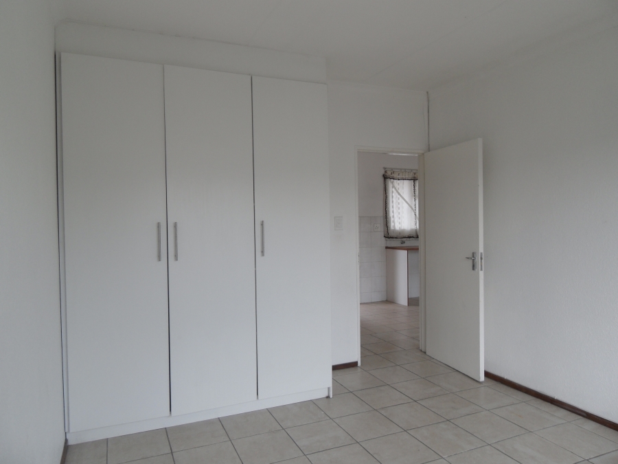 1 Bedroom Property for Sale in Rembrandt Park Gauteng