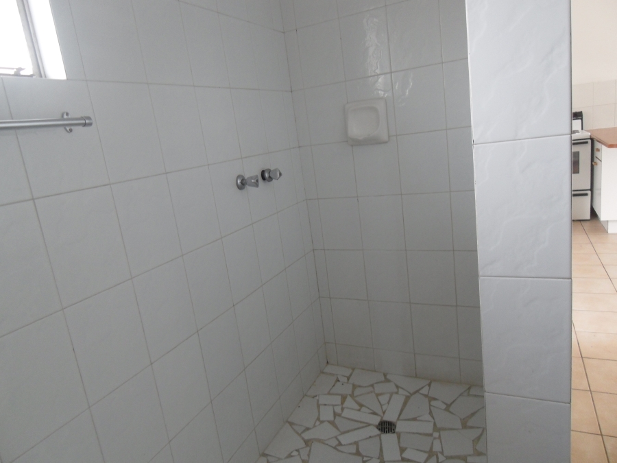 1 Bedroom Property for Sale in Rembrandt Park Gauteng