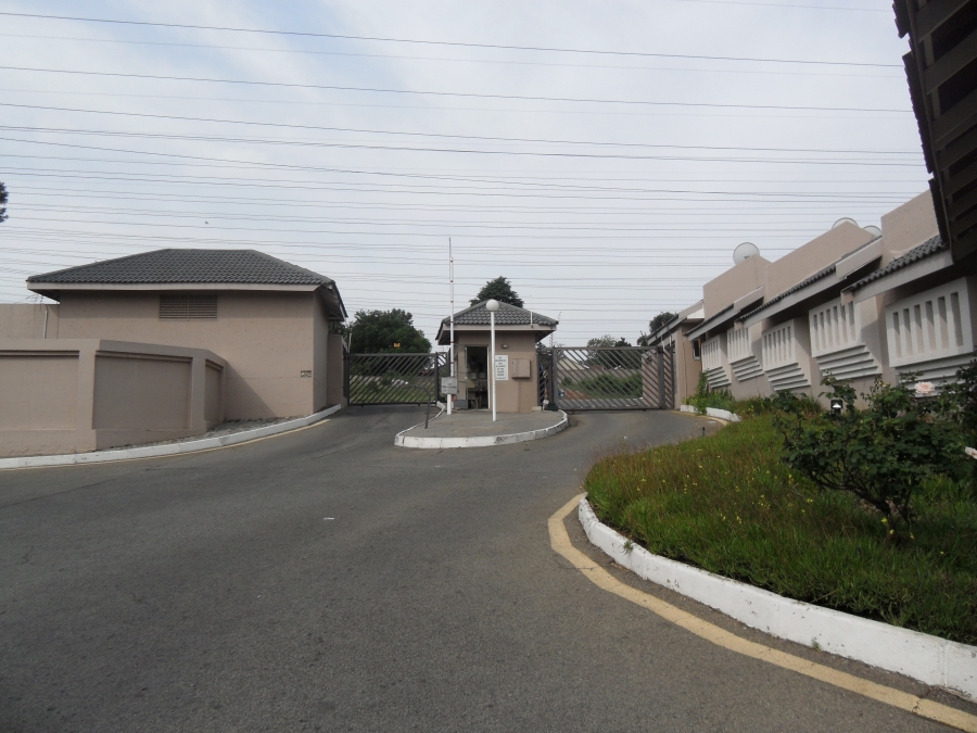 1 Bedroom Property for Sale in Rembrandt Park Gauteng