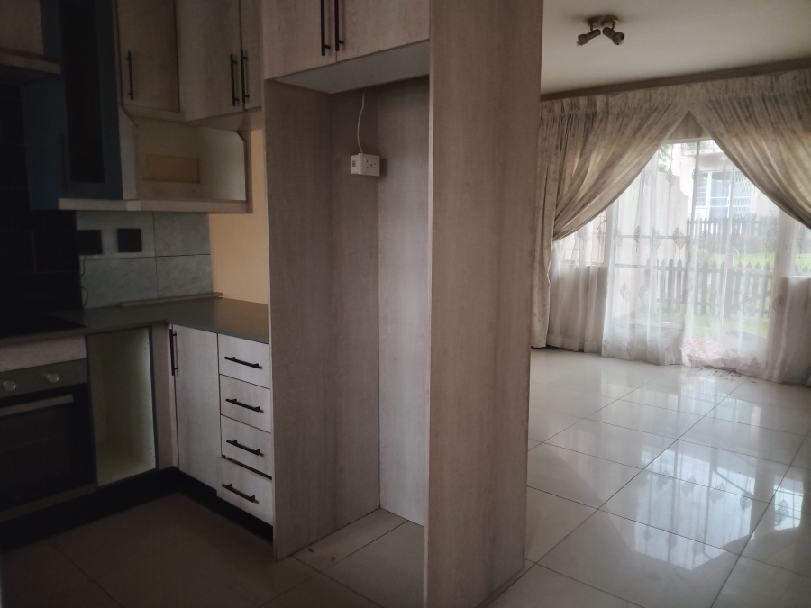 1 Bedroom Property for Sale in Rembrandt Park Gauteng