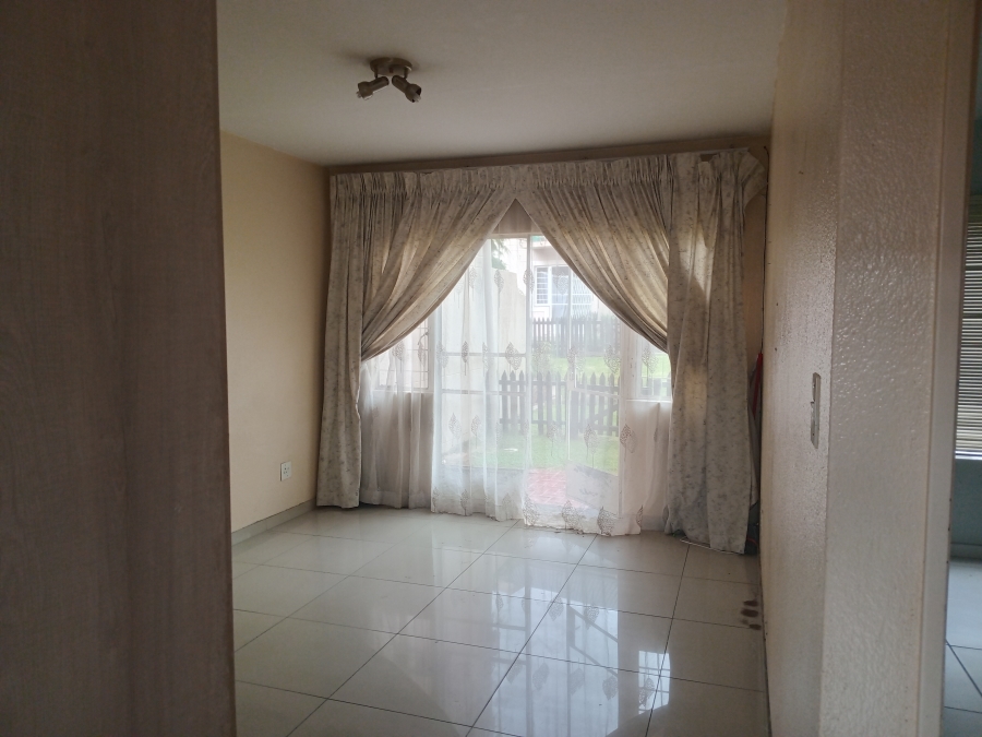 1 Bedroom Property for Sale in Rembrandt Park Gauteng