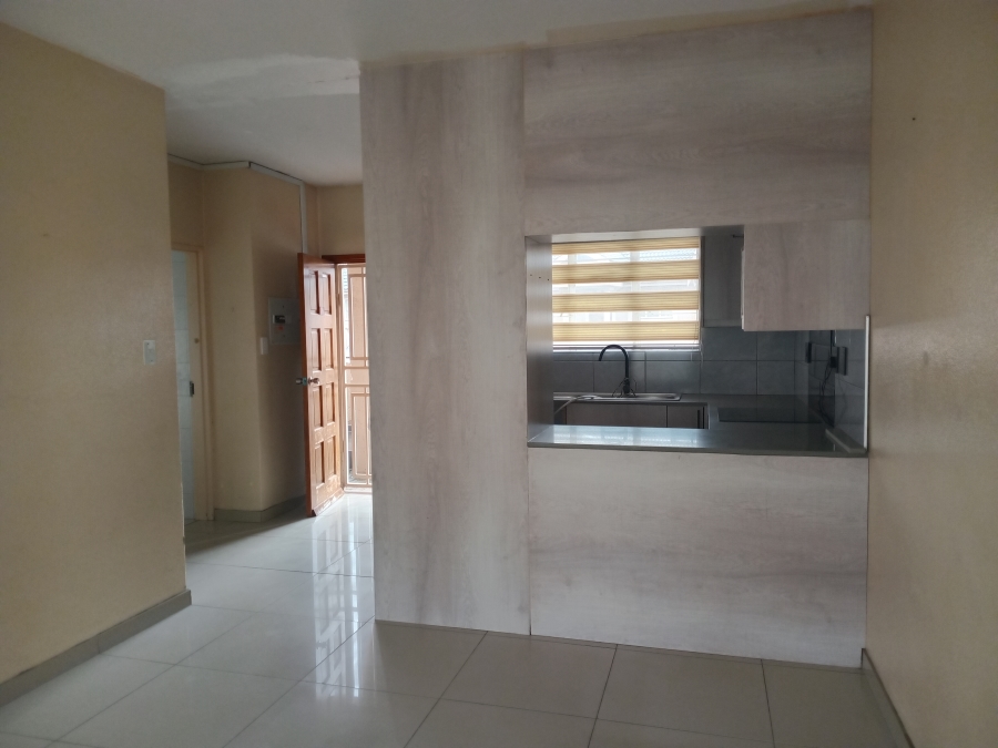 1 Bedroom Property for Sale in Rembrandt Park Gauteng
