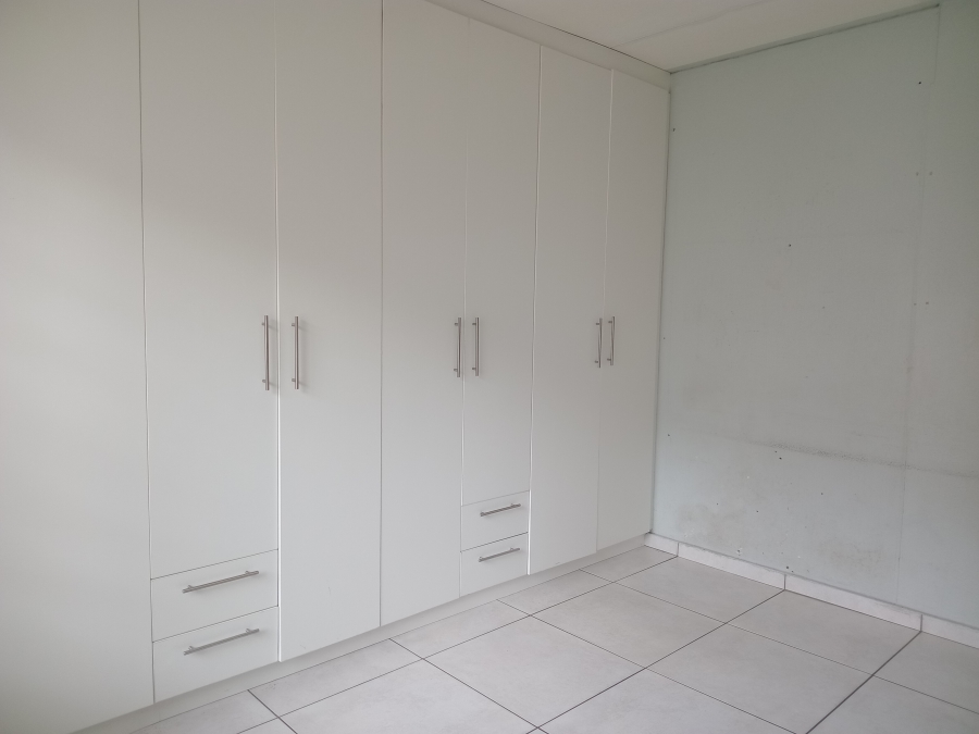 1 Bedroom Property for Sale in Rembrandt Park Gauteng