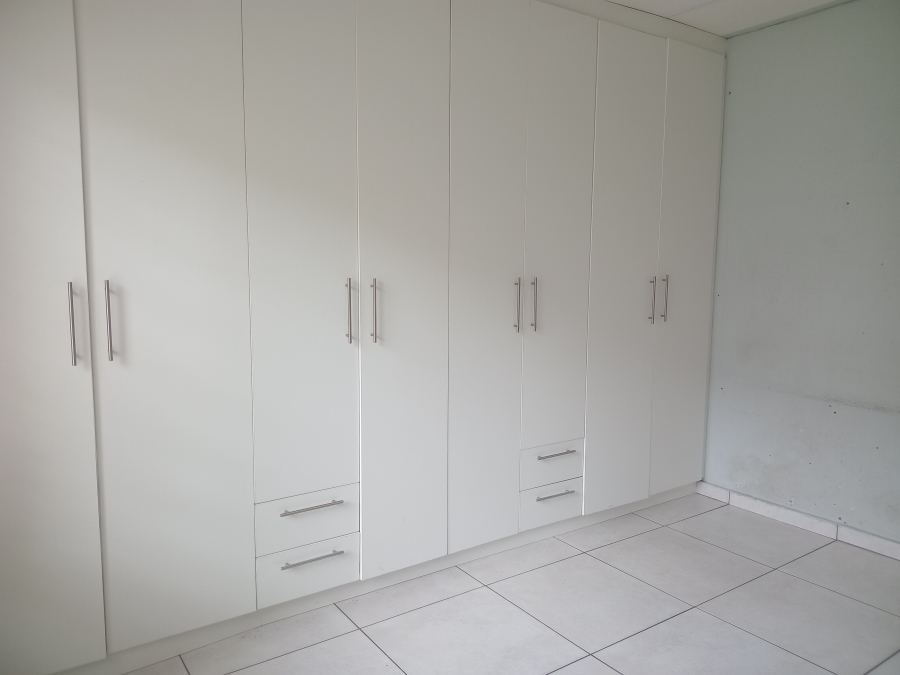 1 Bedroom Property for Sale in Rembrandt Park Gauteng