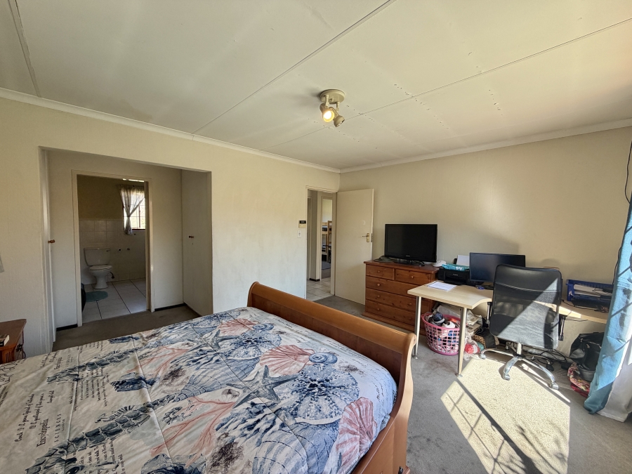 3 Bedroom Property for Sale in Barbeque Downs Gauteng