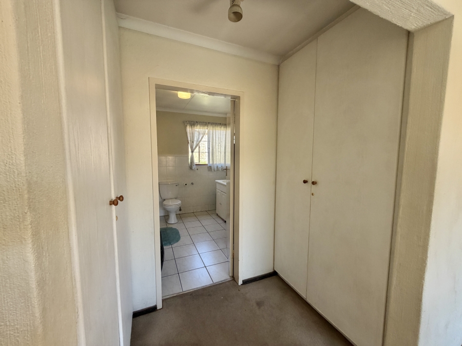 3 Bedroom Property for Sale in Barbeque Downs Gauteng