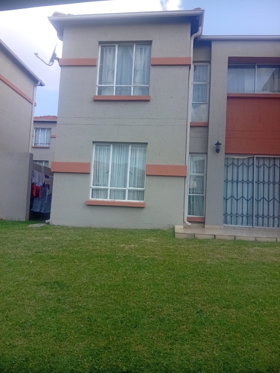 1 Bedroom Property for Sale in Ormonde View Gauteng