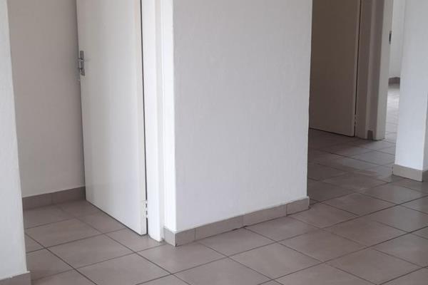 To Let 2 Bedroom Property for Rent in Albertsdal Gauteng