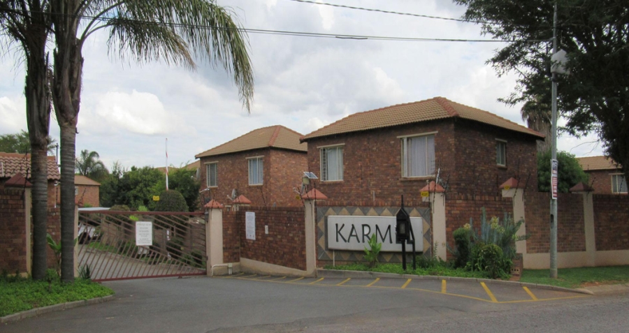 2 Bedroom Property for Sale in Florida Glen Gauteng