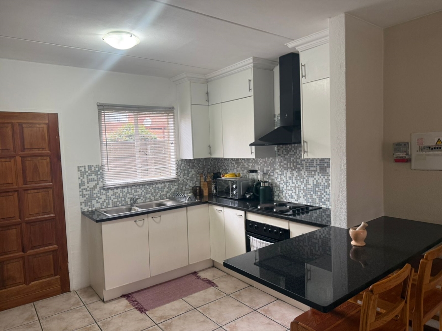 2 Bedroom Property for Sale in Florida Glen Gauteng