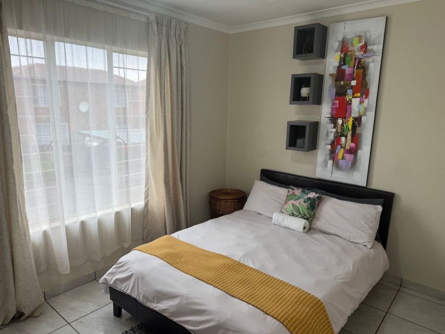 2 Bedroom Property for Sale in Florida Glen Gauteng