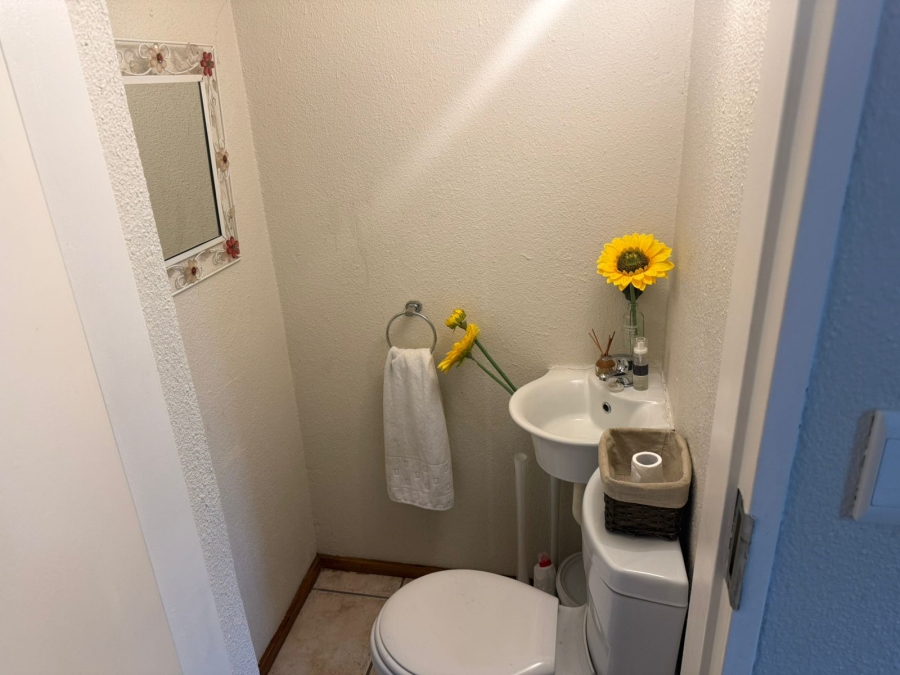 2 Bedroom Property for Sale in Florida Glen Gauteng