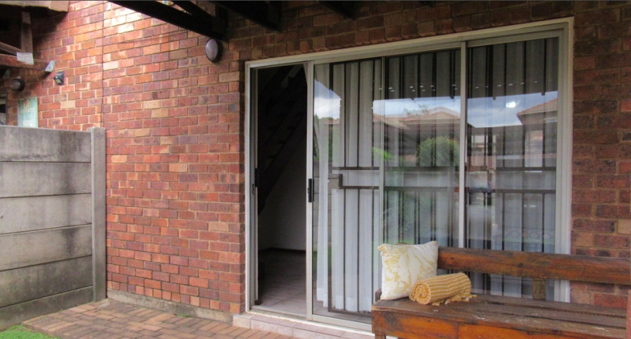 2 Bedroom Property for Sale in Florida Glen Gauteng