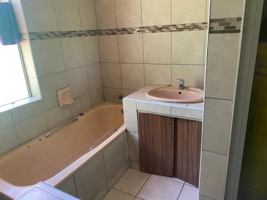7 Bedroom Property for Sale in Berea Gauteng