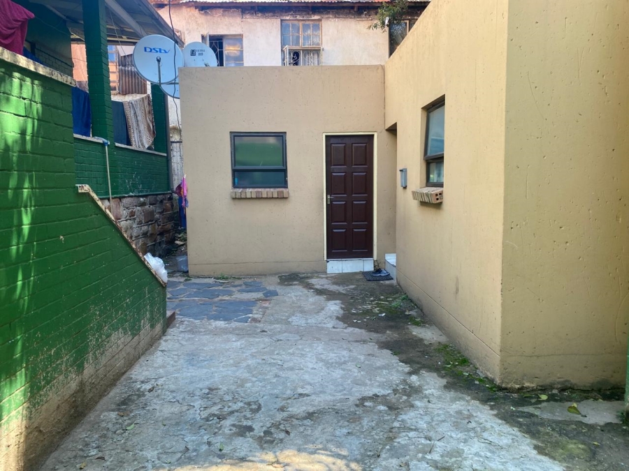 7 Bedroom Property for Sale in Berea Gauteng