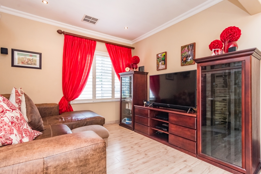 4 Bedroom Property for Sale in Ferndale Gauteng