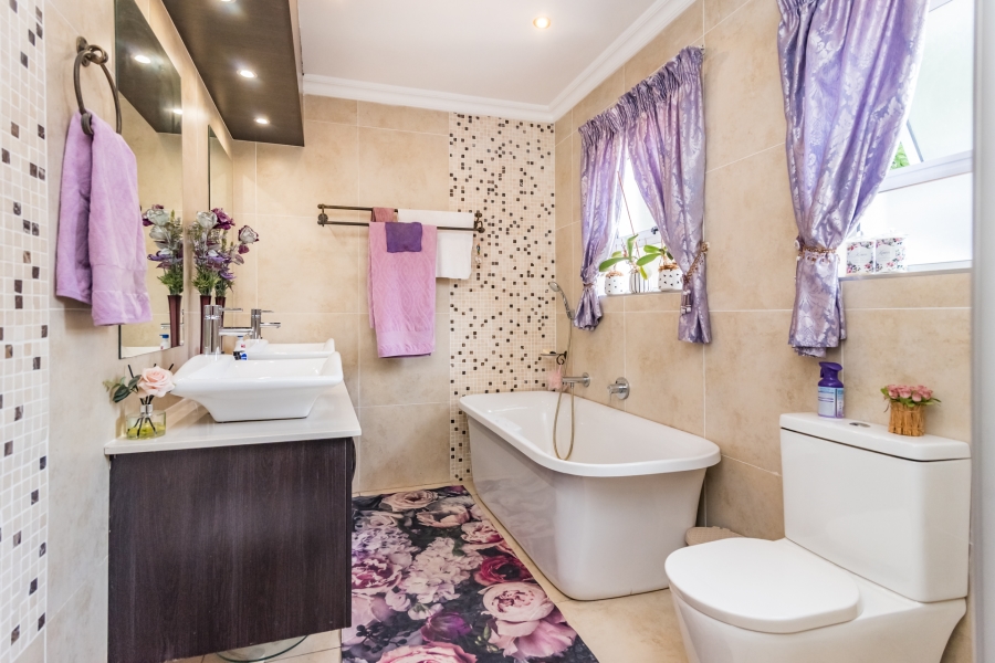 4 Bedroom Property for Sale in Ferndale Gauteng