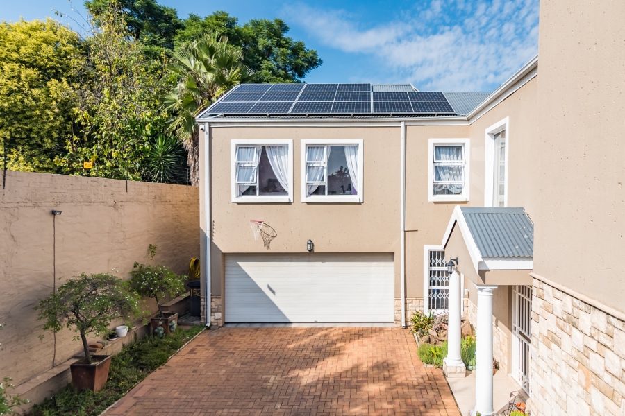 4 Bedroom Property for Sale in Ferndale Gauteng