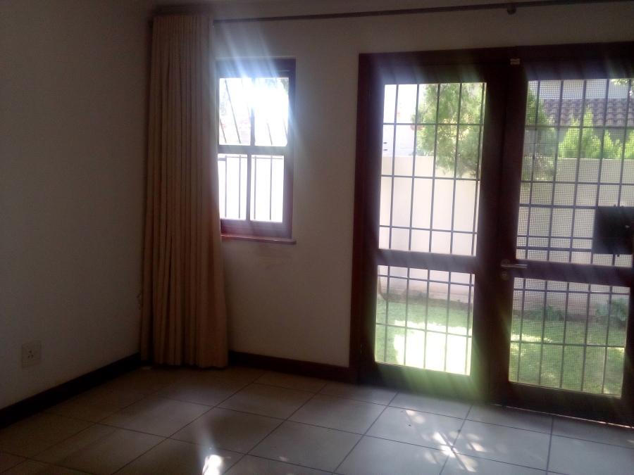 3 Bedroom Property for Sale in Sunset Acres Gauteng