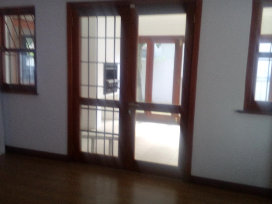 3 Bedroom Property for Sale in Sunset Acres Gauteng