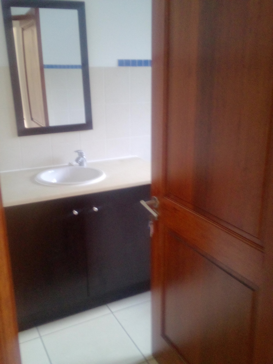 3 Bedroom Property for Sale in Sunset Acres Gauteng