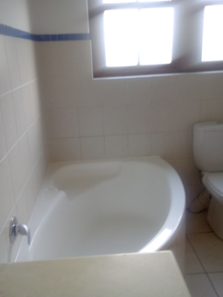 3 Bedroom Property for Sale in Sunset Acres Gauteng