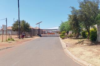 3 Bedroom Property for Sale in Rosslyn Gauteng