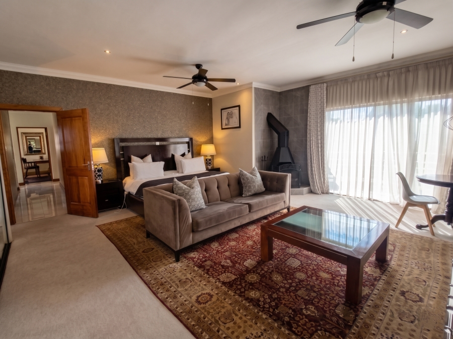 To Let 4 Bedroom Property for Rent in Bryanston Gauteng