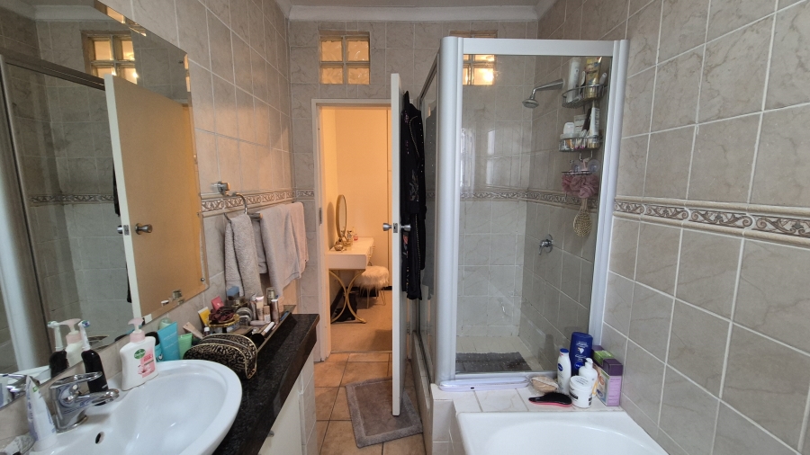 3 Bedroom Property for Sale in St Andrews Gauteng