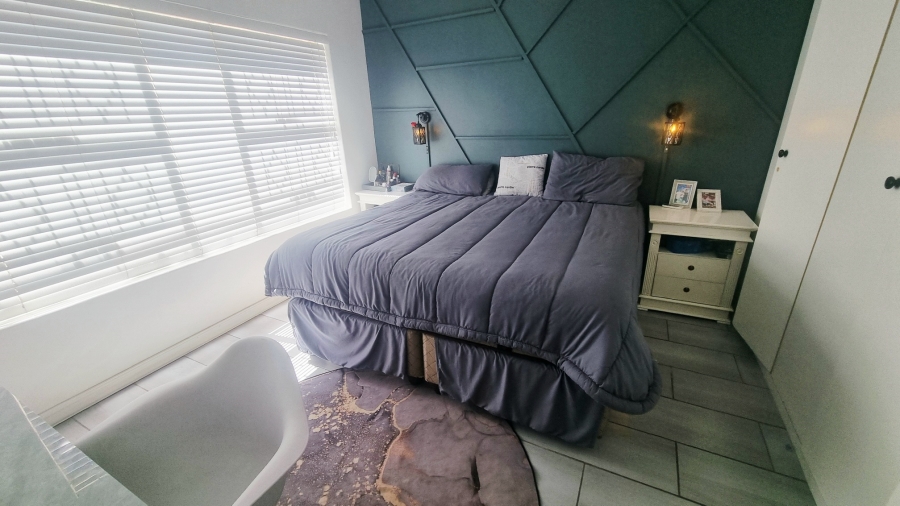 2 Bedroom Property for Sale in Vorna Valley Gauteng