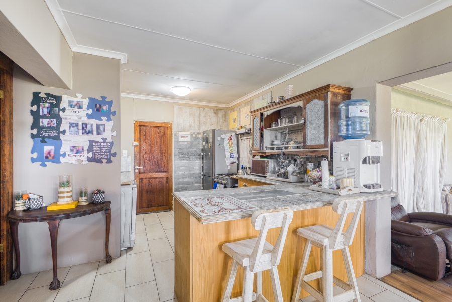 7 Bedroom Property for Sale in Farmall A H Gauteng