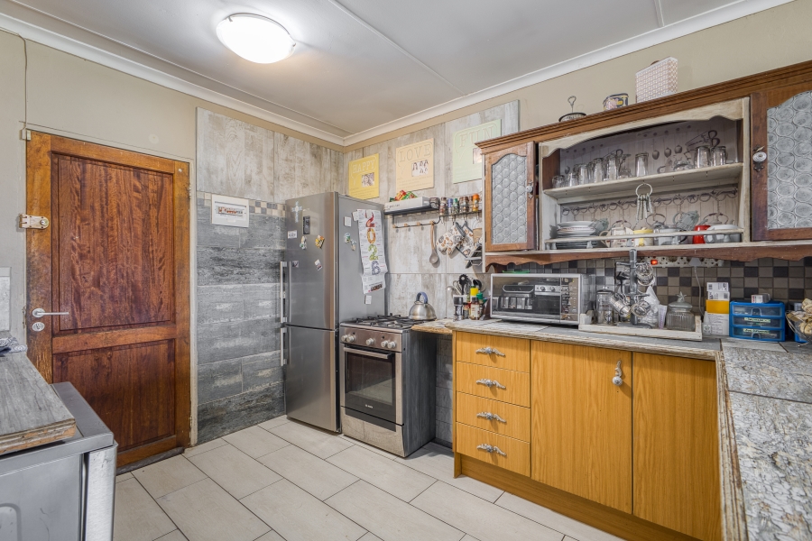 7 Bedroom Property for Sale in Farmall A H Gauteng