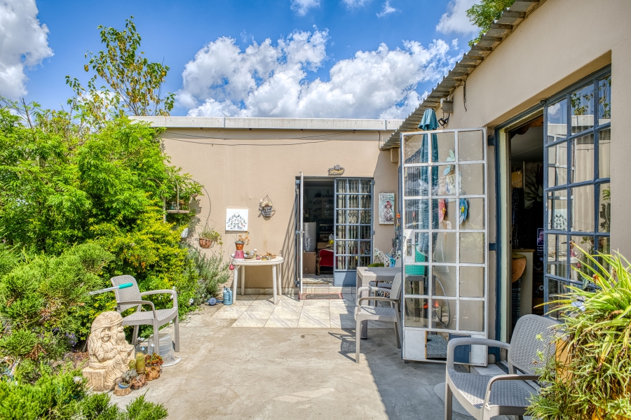 7 Bedroom Property for Sale in Farmall A H Gauteng